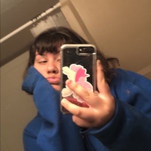 Meet your Posher, Elena